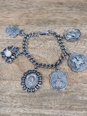VINTAGE Silver-tone Royalty Charm Bracelet with Mixed Medallion Charms - Silver